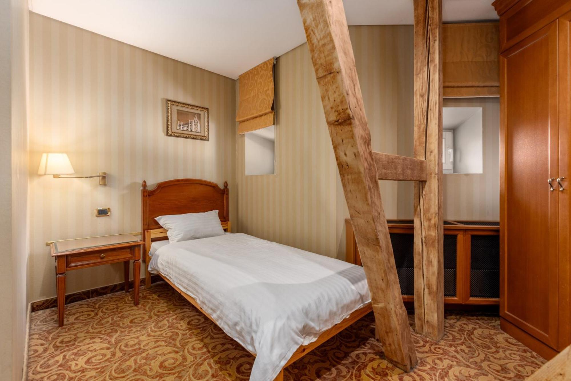 The Benjamin House Hotel Riga Exterior photo
